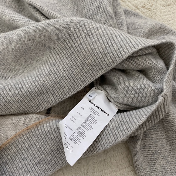 Alexander Wang over the shoulder illusion tulle sweater in grey - Picture 7 of 8